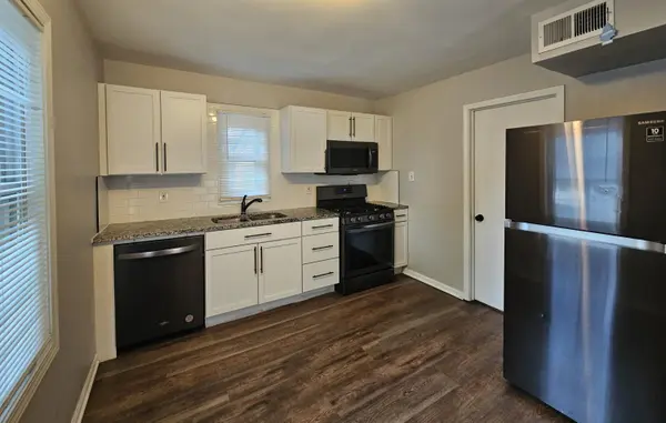 8436 Gordon Drive, Highland, IN 46322