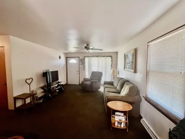 152 W 29th PL, Chicago Heights, IL 60411