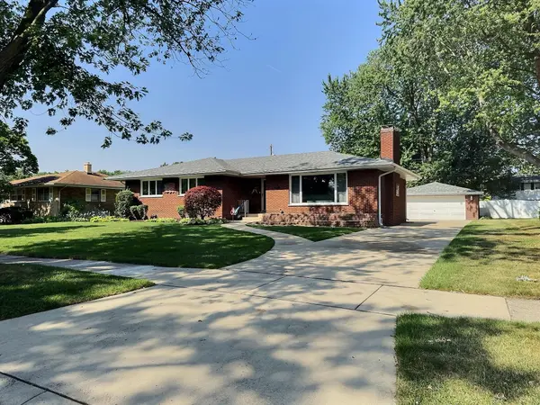 8516 Moraine AVE, Munster, IN 46321