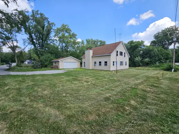 5630 W 154th AVE, Crown Point, IN 46307