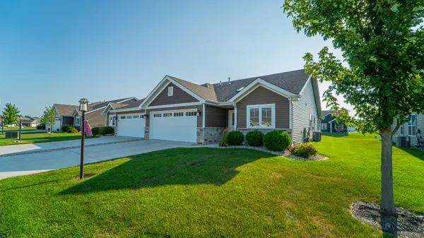 13852 Nantucket DR, Cedar Lake, IN 46303