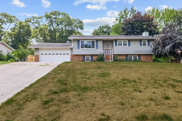 5463 Sand AVE, Portage, IN 46368