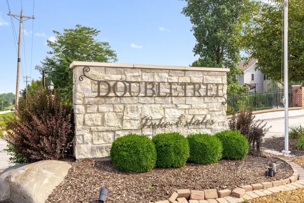 10805 Bridgewater Court,  Winfield,  IN 46307