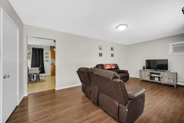 417 Cedar ST, Demotte, IN 46310