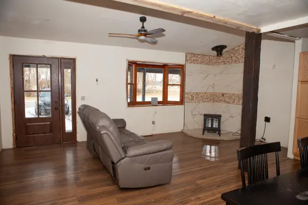 354 W 550, Boone Grove, IN 46302