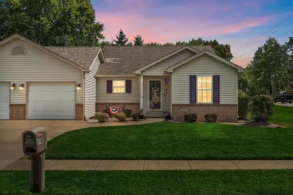1100 Pine Creek RD, Valparaiso, IN 46383