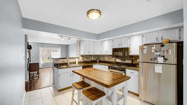544 Briarwood Drive, Dyer, IN 46311