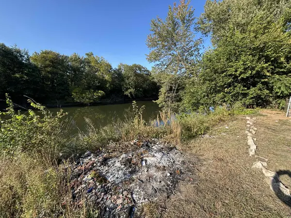 6860 Ramsey Road, Hebron, IN 46341
