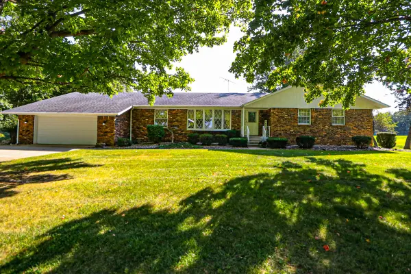 1107 N 650, Westville, IN 46391