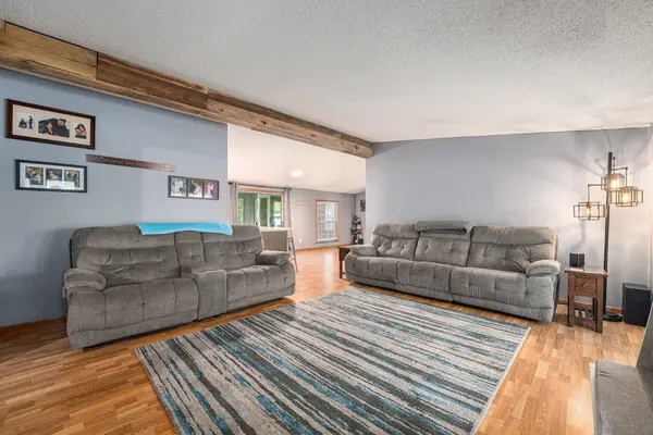 5826 E 1042, Demotte, IN 46310