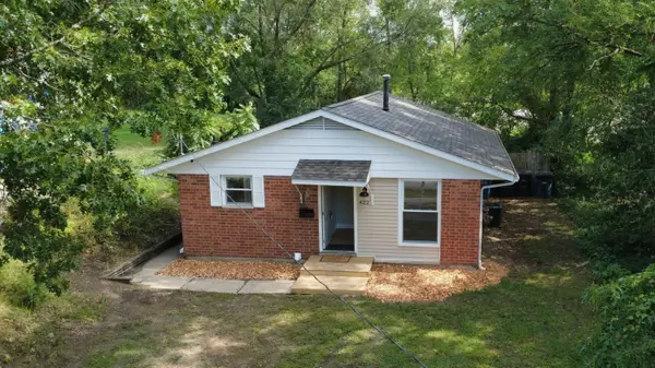 422 Douglas AVE, Michigan City, IN 46360