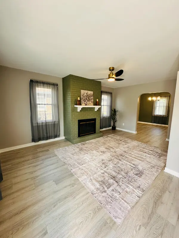 223 S Ash ST, Hobart, IN 46342