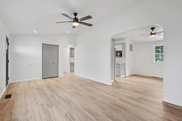 229 W Wood RD, Rensselaer, IN 47978