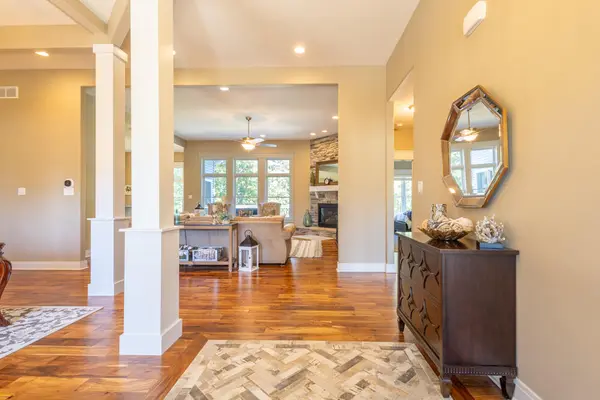411 W Ashton LN, Valparaiso, IN 46385
