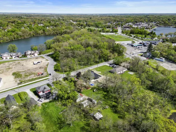 220 N Lake Park AVE, Hobart, IN 46342