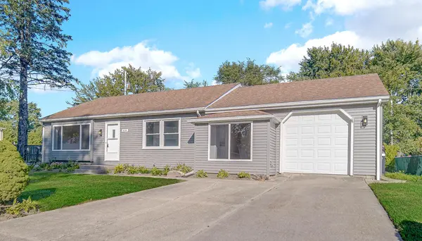 639 Blackwood DR, Lowell, IN 46356