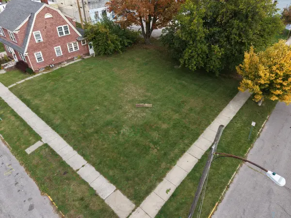 413 Jefferson AVE, La Porte, IN 46350