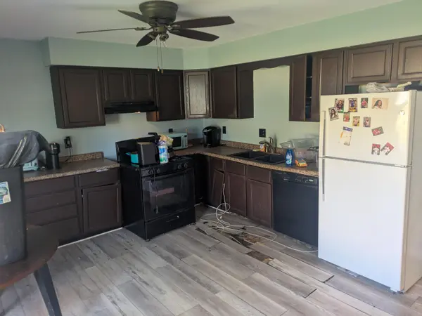 5062 Boulder AVE, Portage, IN 46368