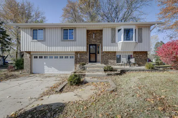 8950 Marquette ST, St. John, IN 46373