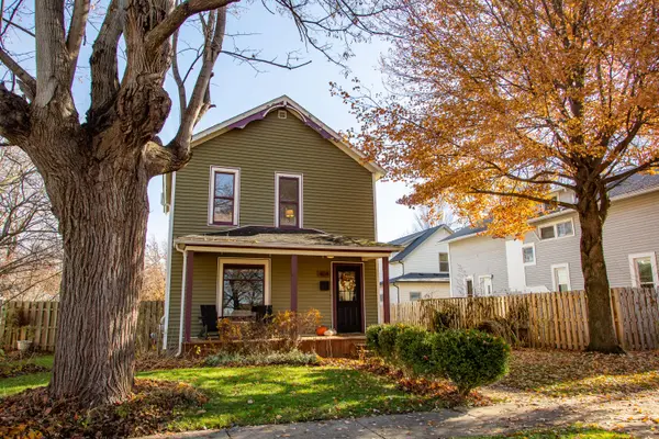 404 Napoleon ST, Valparaiso, IN 46383