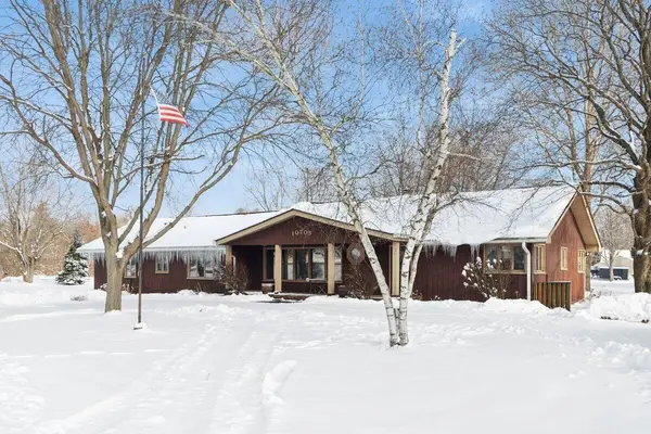 10705 Lane ST, Crown Point, IN 46307