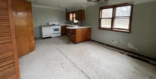 324 W Warner ST, Rensselaer, IN 47978
