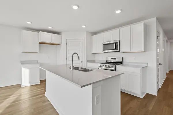 7483 E 116th PL, Winfield, IN 46307