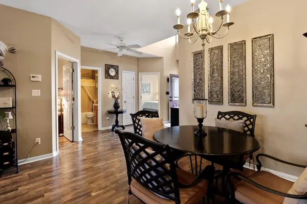 1274 Poppyfield PL, Schererville, IN 46375