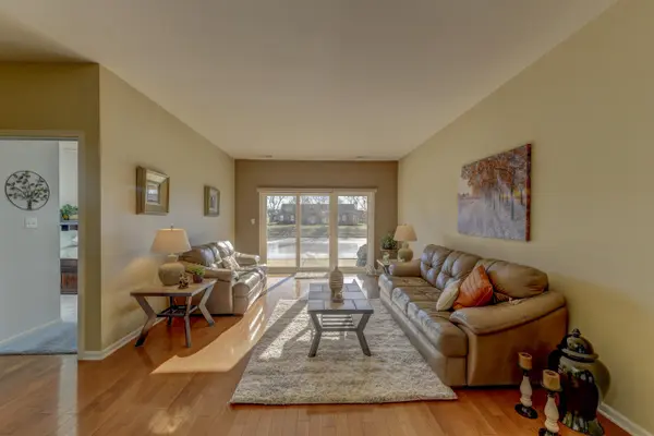 1247 Auburn Meadow Lane, Schererville, IN 46375