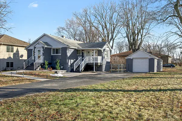 9747 Erie ST, Highland, IN 46322