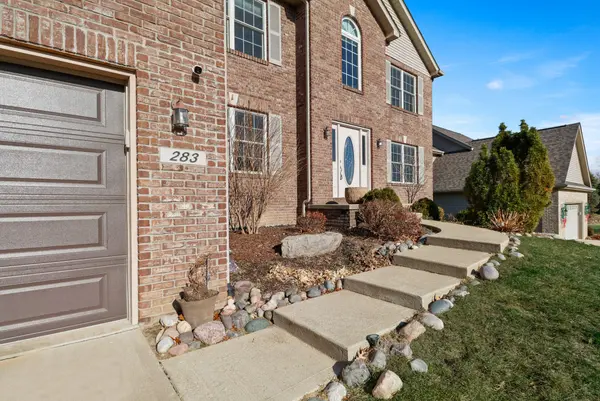 283 Hawkwood DR, Valparaiso, IN 46385