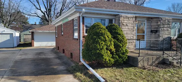 1410 Oak ST, Michigan City, IN 46360