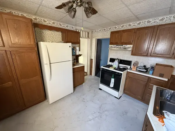 723 Lincoln ST, Hobart, IN 46342