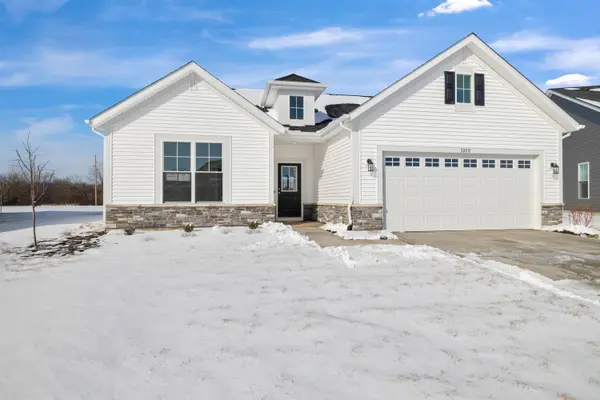 3209 Hilltop RD, Valparaiso, IN 46385