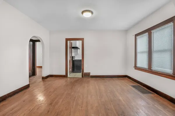7511 Monroe Avenue, Hammond, IN 46324