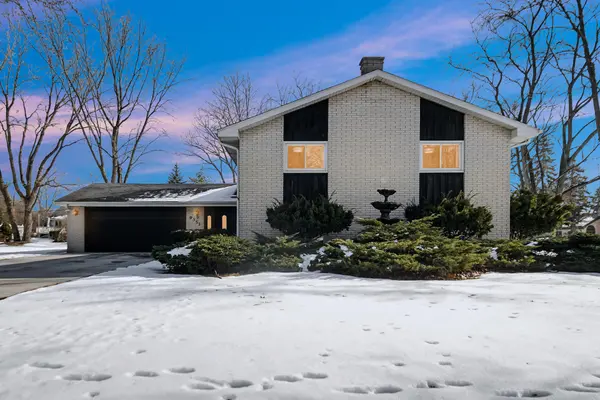 9351 Northcote AVE, St. John, IN 46373