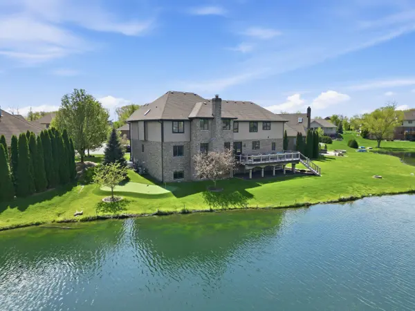 9430 Highland CT, St. John, IN 46373