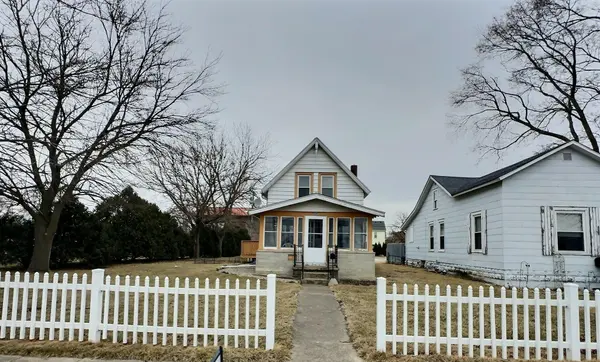 204 E Seymour ST, Kentland, IN 47951
