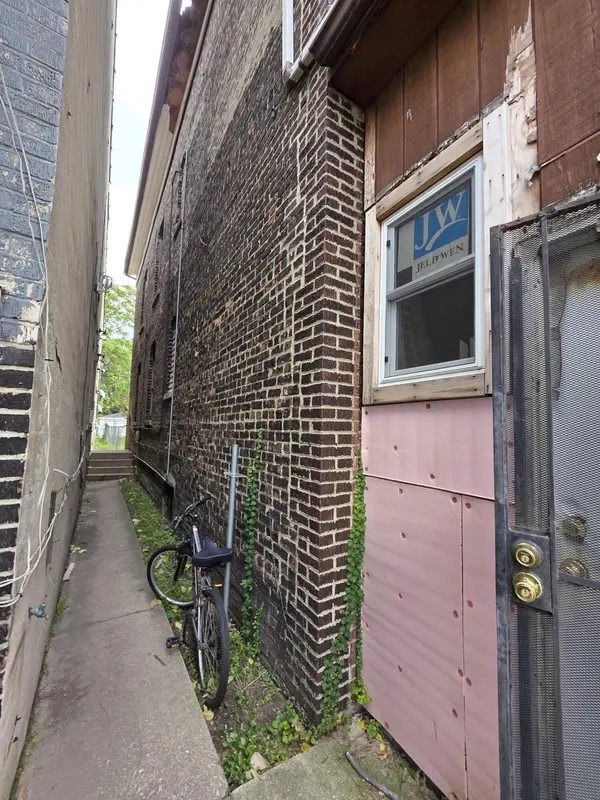 4853 Mccook Avenue, East Chicago, IN 46312