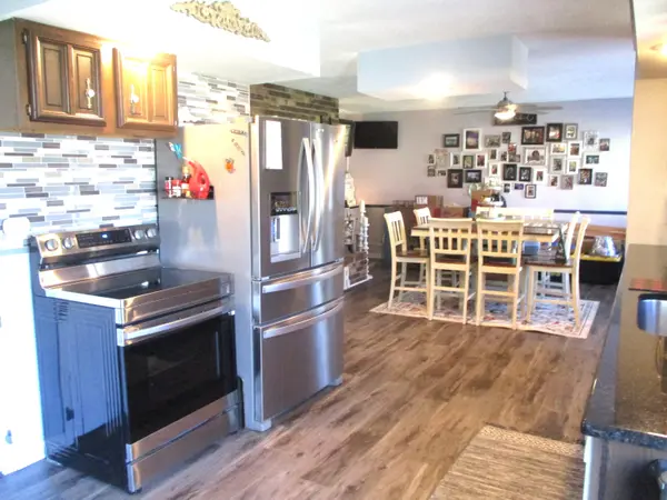 12900 Walnut Hill Drive, Lakeville, IN 46536
