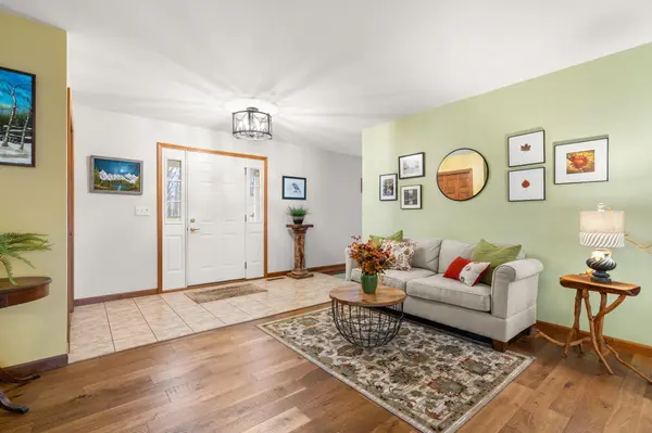167 Wood Duck DR, Valparaiso, IN 46385