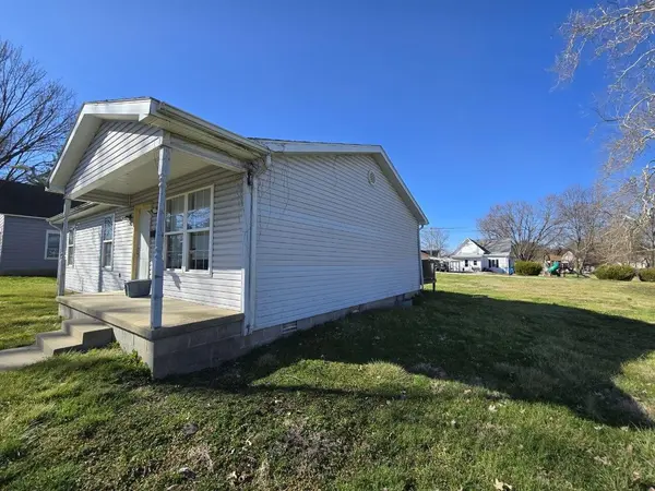 328 E Georgia Street, Brazil, IN 47834
