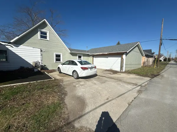 1322 S E ST, Elwood, IN 46036
