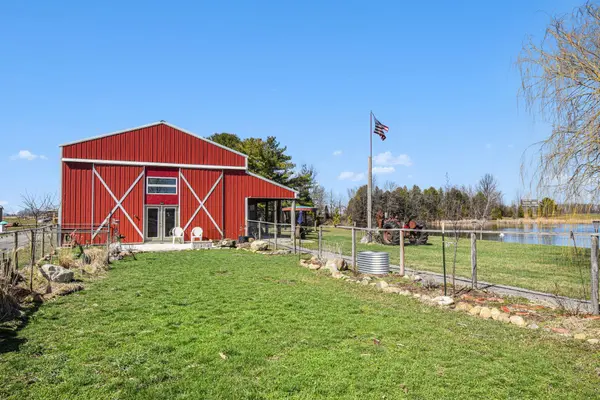 10647 Hawthorn Road,  Plymouth,  IN 46563