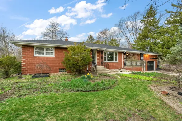 8814 Lee ST, Crown Point, IN 46307