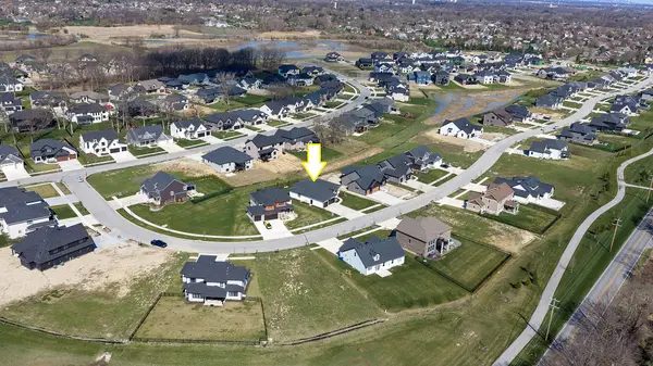 9616 Corydalis AVE, St. John, IN 46373