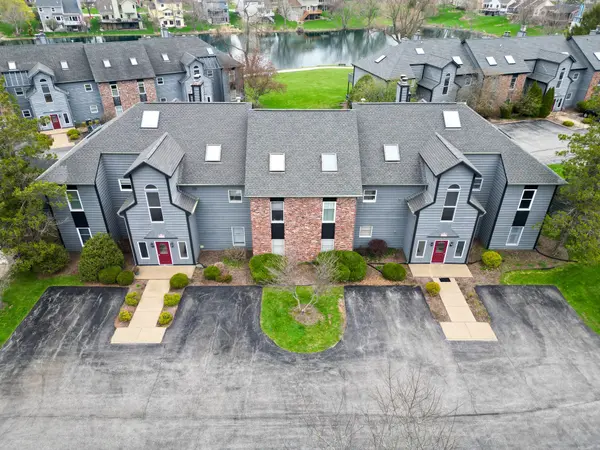 1300 Winding Ridge LN #A7, Valparaiso, IN 46383