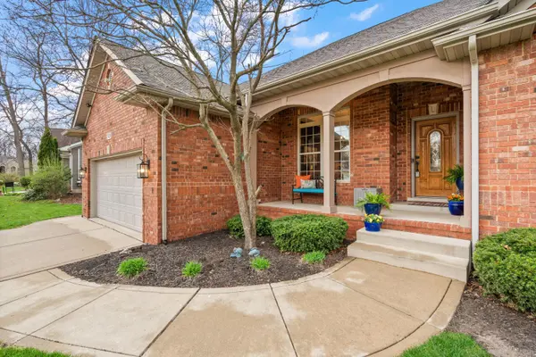 82 Scotscraig DR, Valparaiso, IN 46385