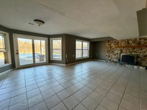 58764 Fawn River CT, Elkhart, IN 46516