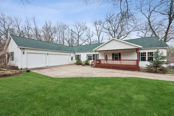 160 Silver Lake AVE, Michigan City, IN 46360